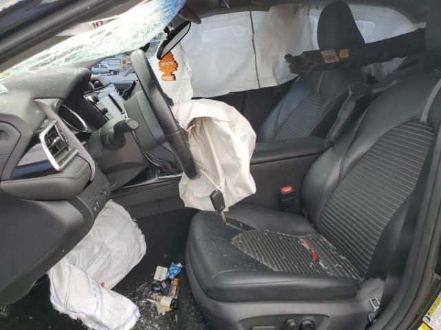 4T1B11HKXJU626971 - 2018 TOYOTA CAMRY L BLACK photo 7