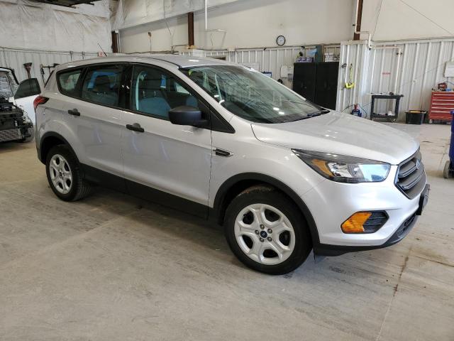 1FMCU0F72KUA92399 - 2019 FORD ESCAPE S 银色 照片 4