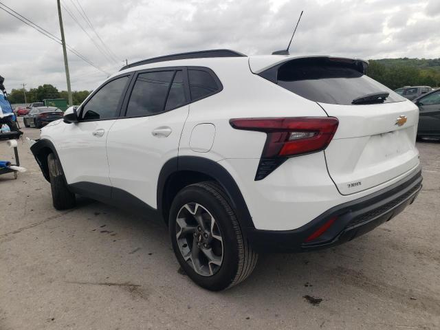 KL77LHE2XRC215585 - 2024 CHEVROLET TRAX 1LT WHITE photo 2