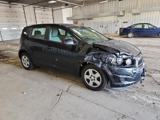 1G1JB6SH1D4192640 - 2013 CHEVROLET SONIC LS BLACK photo 4