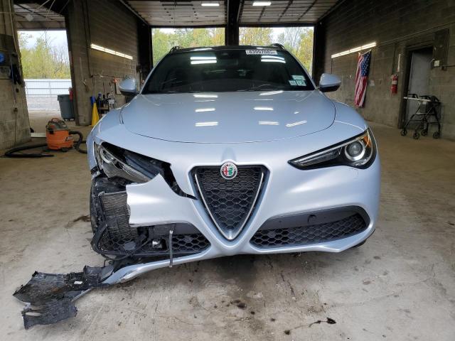 ZASPAKBN2N7D32110 - 2022 ALFA ROMEO STELVIO TI SILVER photo 5