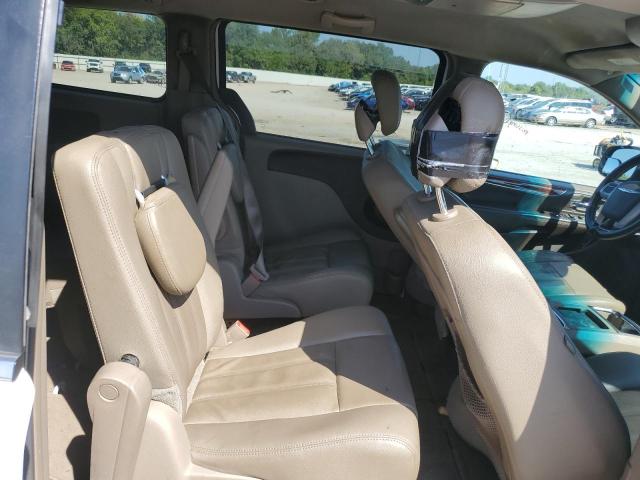 2C4RC1BG3FR694096 - 2015 CHRYSLER TOWN & COU TOURING WHITE photo 11