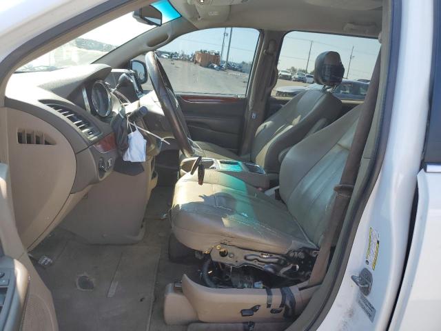 2C4RC1BG3FR694096 - 2015 CHRYSLER TOWN & COU TOURING WHITE photo 7
