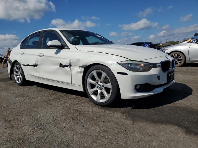 WBA3C3C58EPV90781 - 2014 BMW 320 I XDRIVE WHITE photo 4