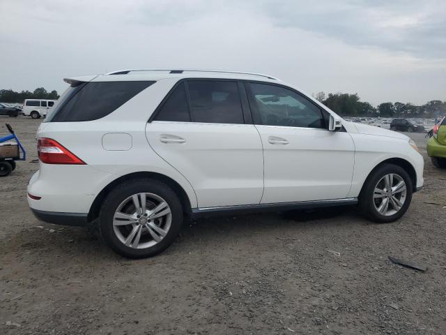 4JGDA5HB3FA587732 - 2015 MERCEDES-BENZ ML 350 4MATIC WHITE photo 3