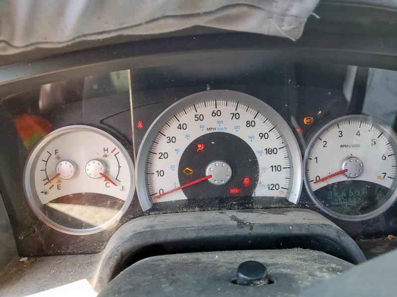 1D7HE42K16S707590 - 2006 DODGE DAKOTA SLT RED photo 9