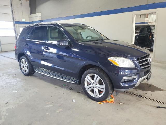 4JGDA5HB9EA272870 - 2014 MERCEDES-BENZ ML 350 4MATIC BLUE photo 4