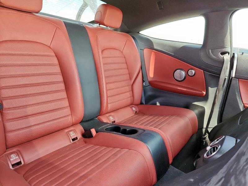 WDDWJ4JB8HF370562 - 2017 MERCEDES-BENZ C 300 GRAY photo 10