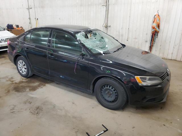 3VW1K7AJ4EM321667 - 2014 VOLKSWAGEN JETTA BASE BLACK photo 4