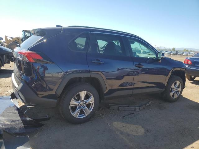 2T3P1RFV2SW566422 - 2025 TOYOTA RAV4 XLE 蓝色 照片 3