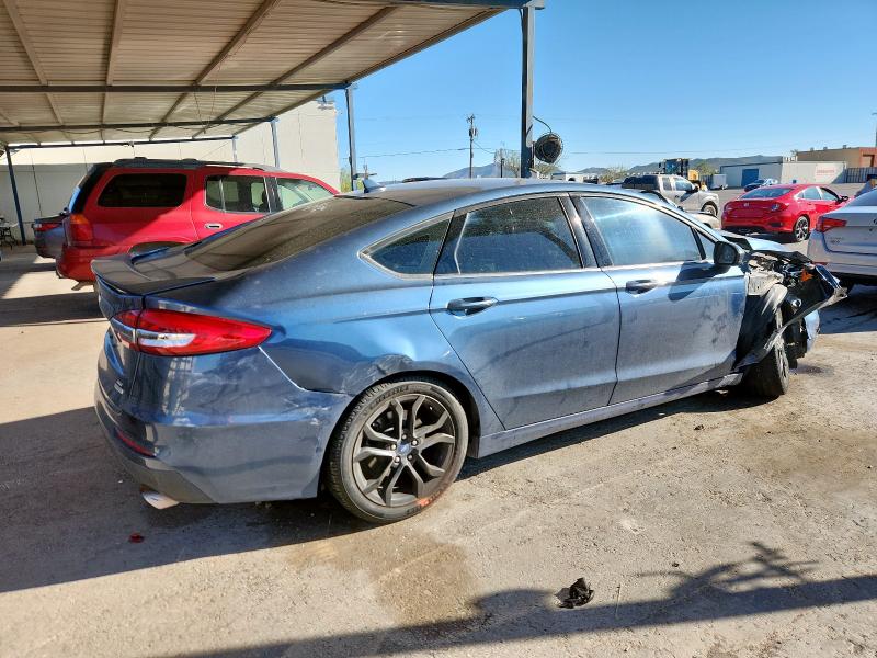 3FA6P0HD6KR133139 - 2019 FORD FUSION SE BLUE photo 3
