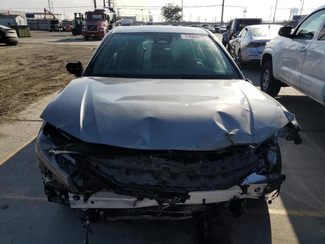 4T1DAACK0SU509580 - 2025 TOYOTA CAMRY XSE 灰色 照片 5