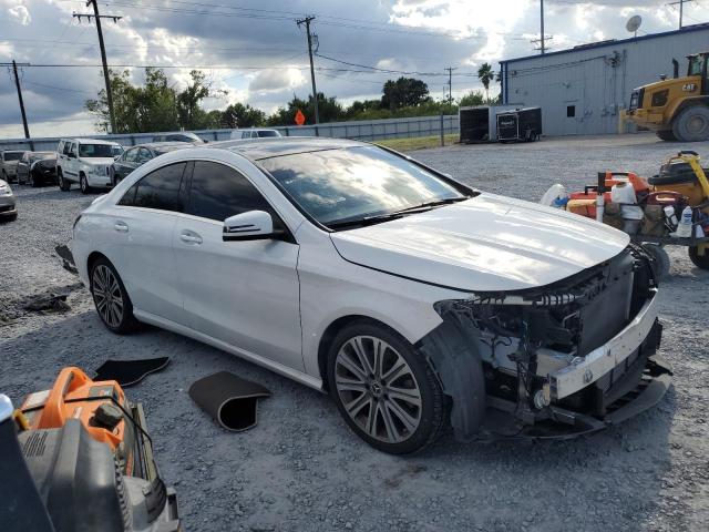 WDDSJ4EB2JN653950 - 2018 MERCEDES-BENZ CLA 250 WHITE photo 4