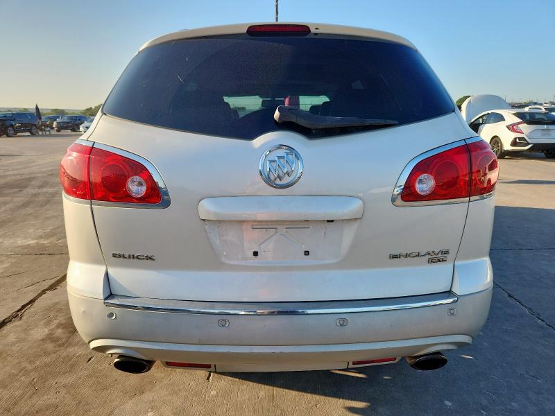 5GALRBED5AJ142447 - 2010 BUICK ENCLAVE CXL CREAM photo 6
