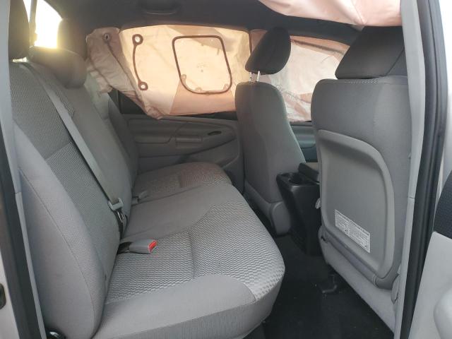 5TFJU4GNXFX081090 - 2015 TOYOTA TACOMA DOUBLE CAB PRERUNNER SILVER photo 10