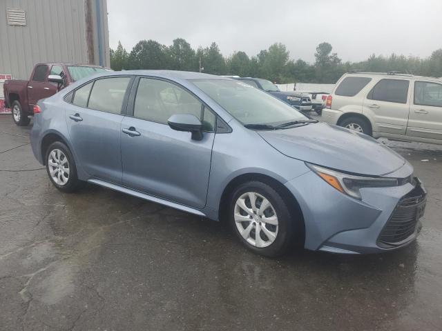 JTDBCMFE4PJ003479 - 2023 TOYOTA COROLLA LE Blau Foto 4