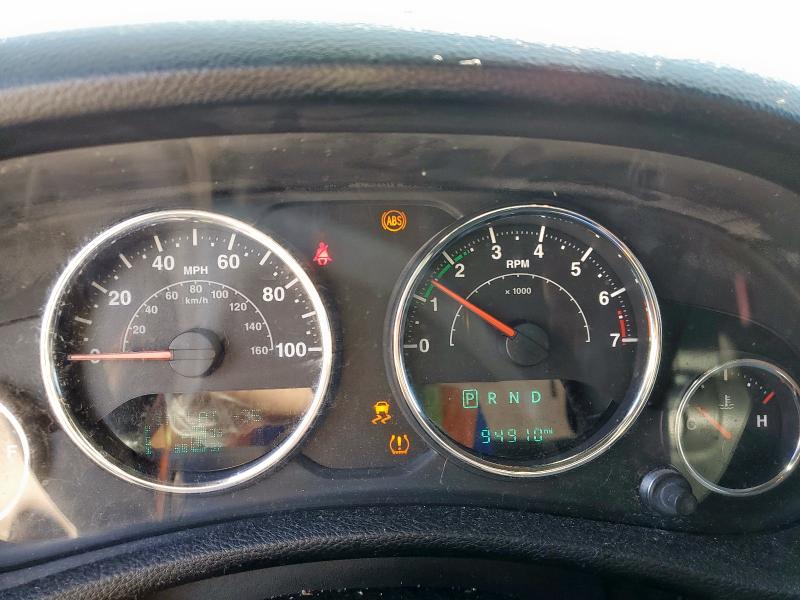 1C4HJWDG5GL272661 - 2016 JEEP WRANGLER U SPORT Yeşil fotoğraf 9