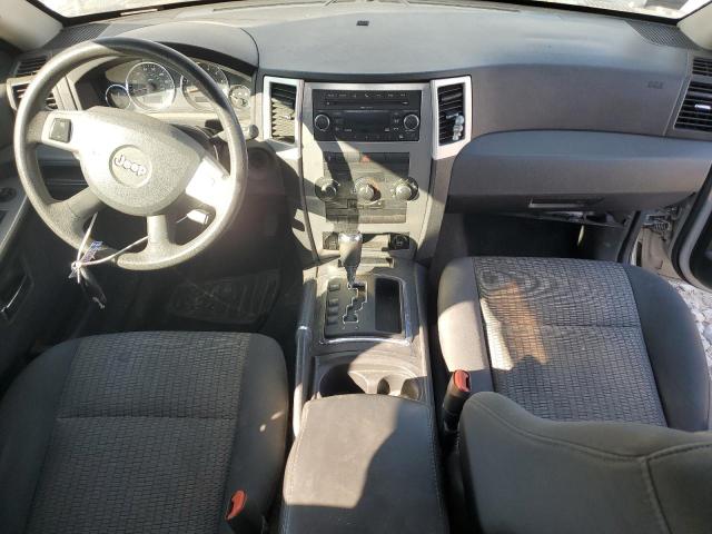 1J4PR4GK3AC153484 - 2010 JEEP GRAND CHEROKEE LAREDO SILVER photo 8