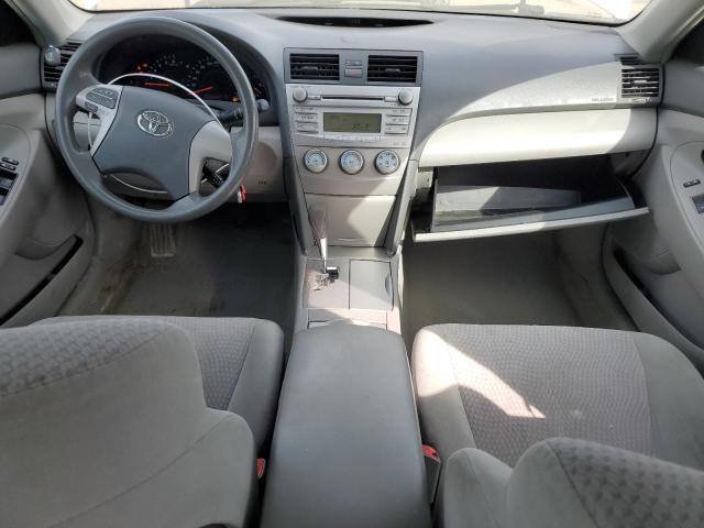 4T1BF3EK6BU706724 - 2011 TOYOTA CAMRY BASE SILVER photo 8