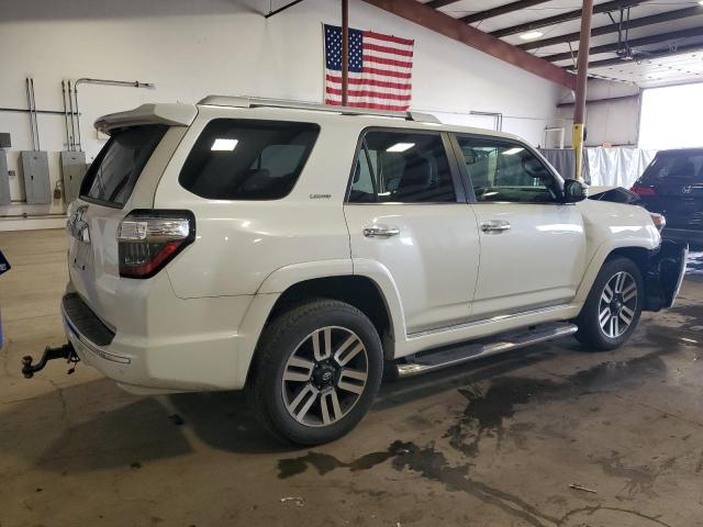 JTEBU5JR5J5583608 - 2018 TOYOTA 4RUNNER SR5/SR5 PREMIUM WHITE photo 3