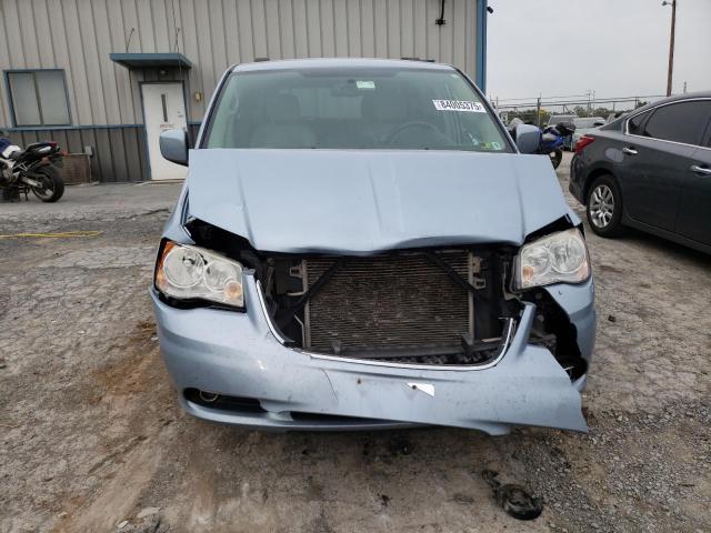 2C4RC1BG4DR737468 - 2013 CHRYSLER TOWN & COU TOURING BLUE photo 5