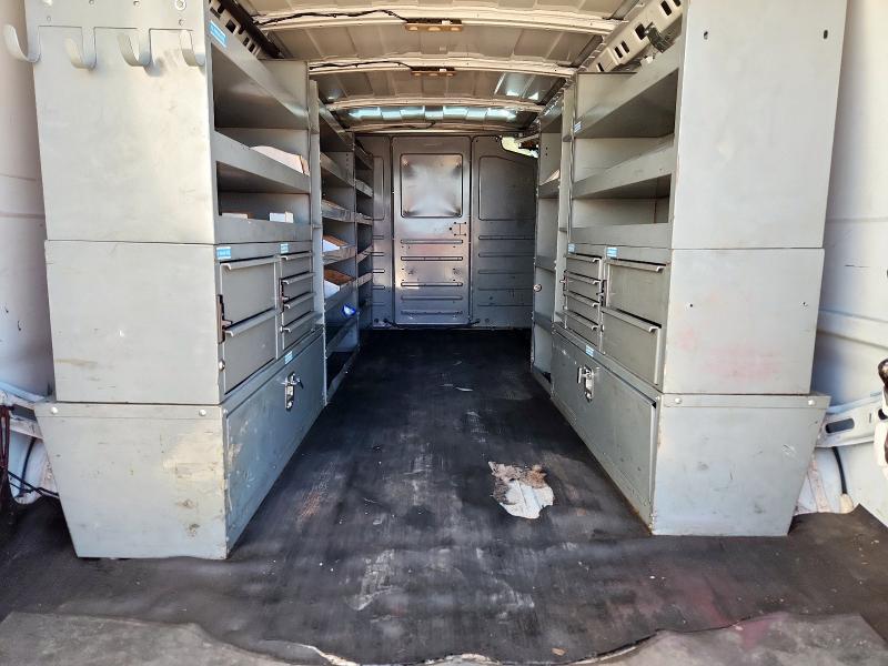 1GCZGUCG6F1198363 - 2015 CHEVROLET EXPRESS G3 თეთრი ფოტო 10