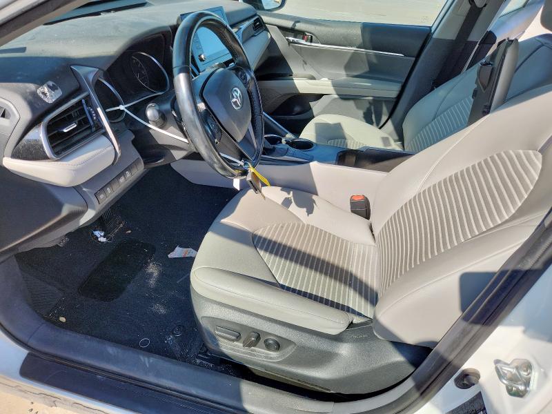 4T1G11AK6NU689426 - 2022 TOYOTA CAMRY SE 白色 照片 7