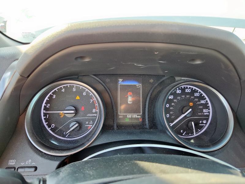 4T1G11AK6NU689426 - 2022 TOYOTA CAMRY SE 白色 照片 9