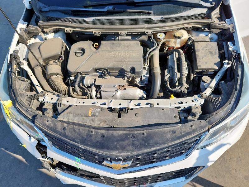 1G1BC5SMXJ7146548 - 2018 CHEVROLET CRUZE LS თეთრი ფოტო 11