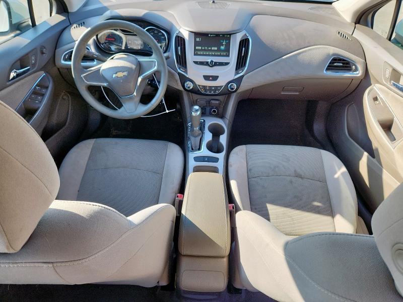 1G1BC5SMXJ7146548 - 2018 CHEVROLET CRUZE LS თეთრი ფოტო 8