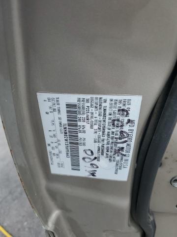 1LNHM82W13Y695663 - 2003 LINCOLN TOWN CAR SIGNATURE BEIGE photo 12