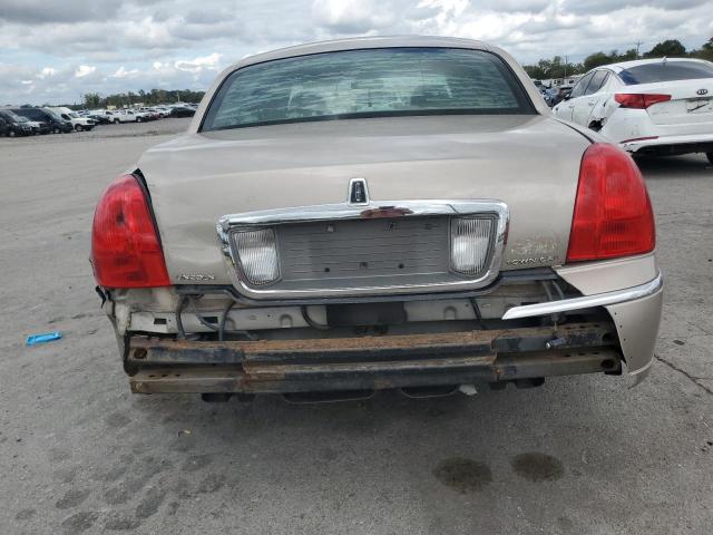 1LNHM82W13Y695663 - 2003 LINCOLN TOWN CAR SIGNATURE BEIGE photo 6