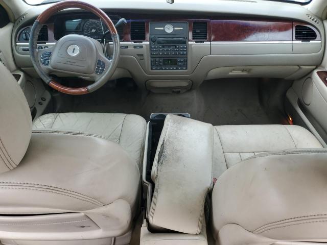 1LNHM82W13Y695663 - 2003 LINCOLN TOWN CAR SIGNATURE BEIGE photo 8