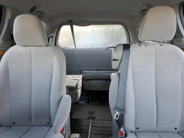 5TDKK3DC9CS216021 - 2012 TOYOTA SIENNA LE Grafit foto 10