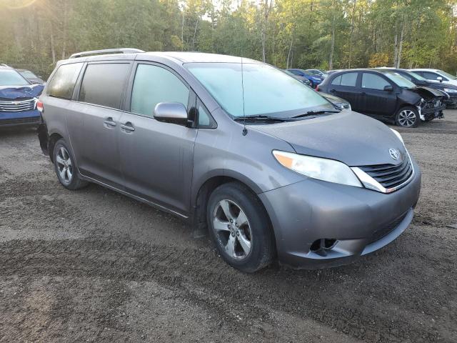 5TDKK3DC9CS216021 - 2012 TOYOTA SIENNA LE Grafit foto 4