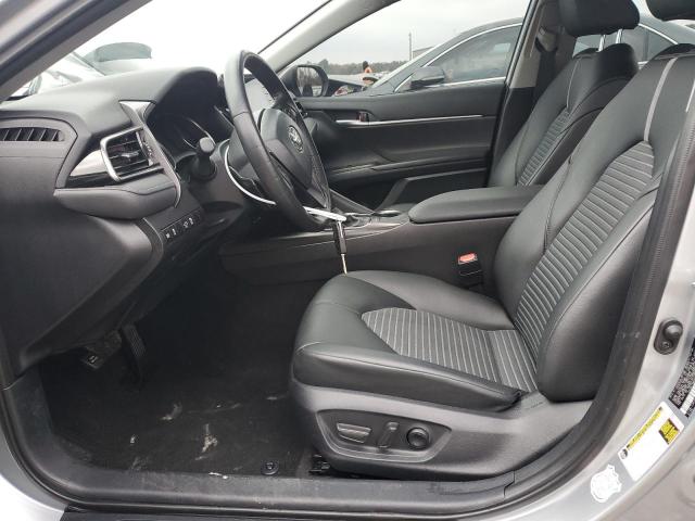 4T1G11AK0PU155440 - 2023 TOYOTA CAMRY SE NIGHT SHADE SILVER photo 7