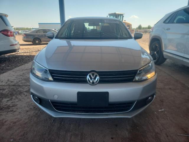 3VWLL7AJ6CM062196 - 2012 VOLKSWAGEN JETTA TDI Silber Foto 5