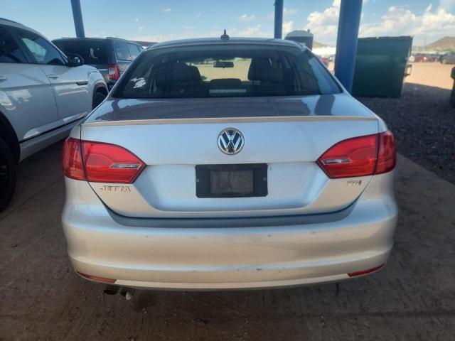 3VWLL7AJ6CM062196 - 2012 VOLKSWAGEN JETTA TDI Silber Foto 6