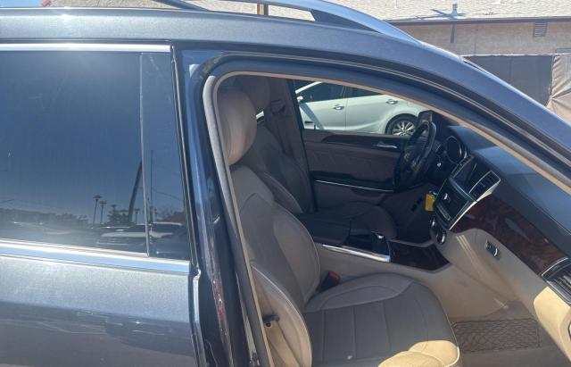 4JGDF7CE0DA257512 - 2013 MERZ GL 450 4MATIC Синий фото 5