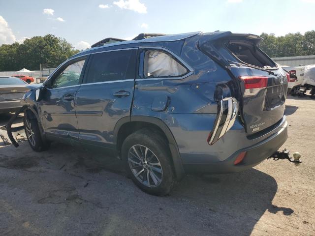 5TDJZRFH3KS708447 - 2019 TOYOTA HIGHLANDER SE BLUE photo 2