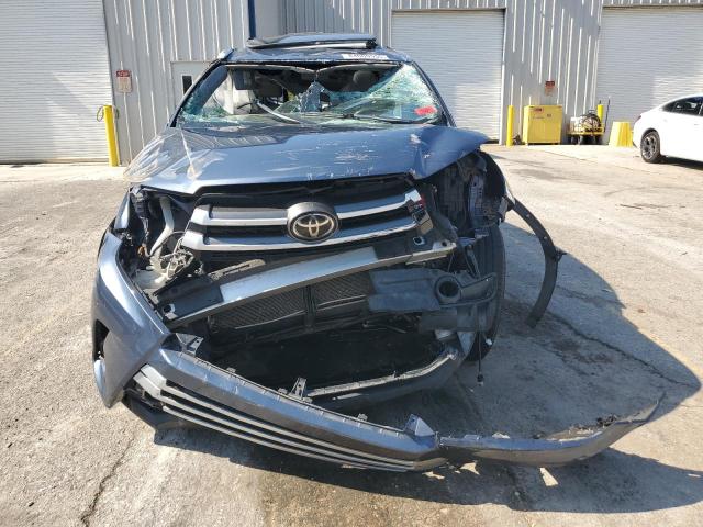 5TDJZRFH3KS708447 - 2019 TOYOTA HIGHLANDER SE BLUE photo 5
