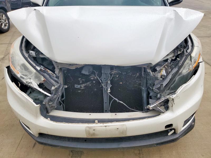 5TDKKRFH4ES021667 - 2014 TOYOTA HIGHLANDER XLE WHITE photo 12