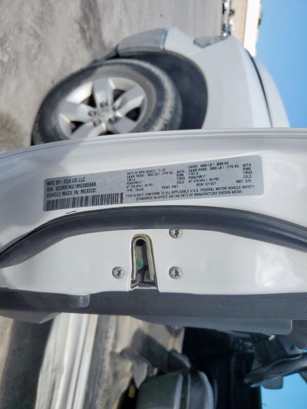 3C6RR7KG1MG685666 - 2021 RAM 1500 CLASS TRADESMAN Blanc photo 12