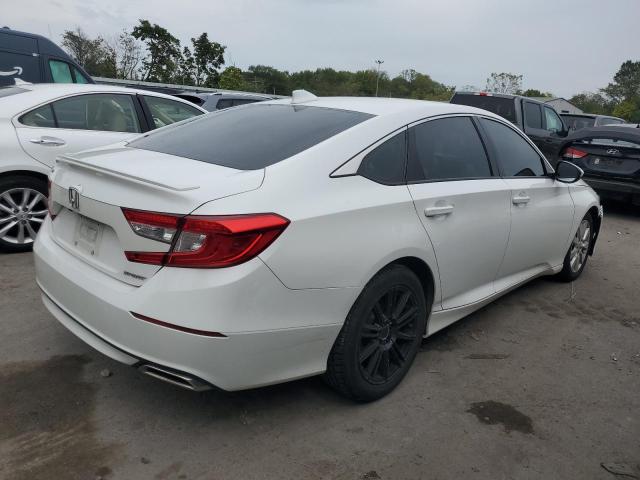 1HGCV1F34JA186015 - 2018 HONDA ACCORD SPORT WHITE photo 3