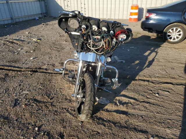 1HD1KB417BB677162 - 2011 HARLEY-DAVIDSON FLHX შავი ფოტო 2