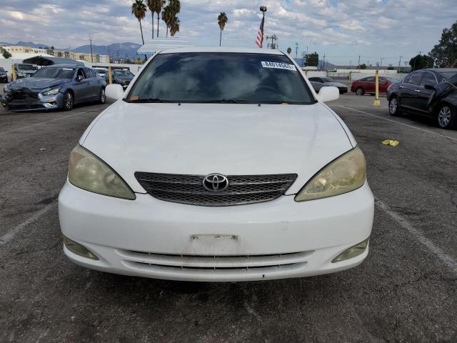4T1BE32K24U361170 - 2004 TOYOTA CAMRY LE 白色 照片 5