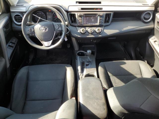 2T3ZFREV1HW372808 - 2017 TOYOTA RAV4 LE 白色 照片 8