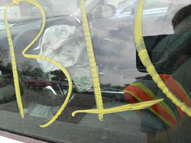 5TDGZRBH2NS247164 - 2022 TOYOTA HIGHLANDER XLE Blau Foto 15