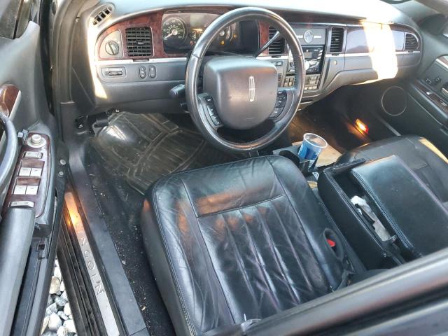 2LNBL8EV3AX628099 - 2010 LINCOLN TOWN CAR EXECUTIVE L BLACK photo 8
