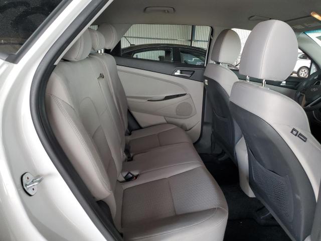 KM8J23A46KU914701 - 2019 HYUNDAI TUCSON SE WHITE photo 11
